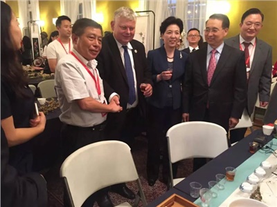 向世界展示中國非遺文化，湘益茯茶亮相湖南波蘭、捷克非遺交流周